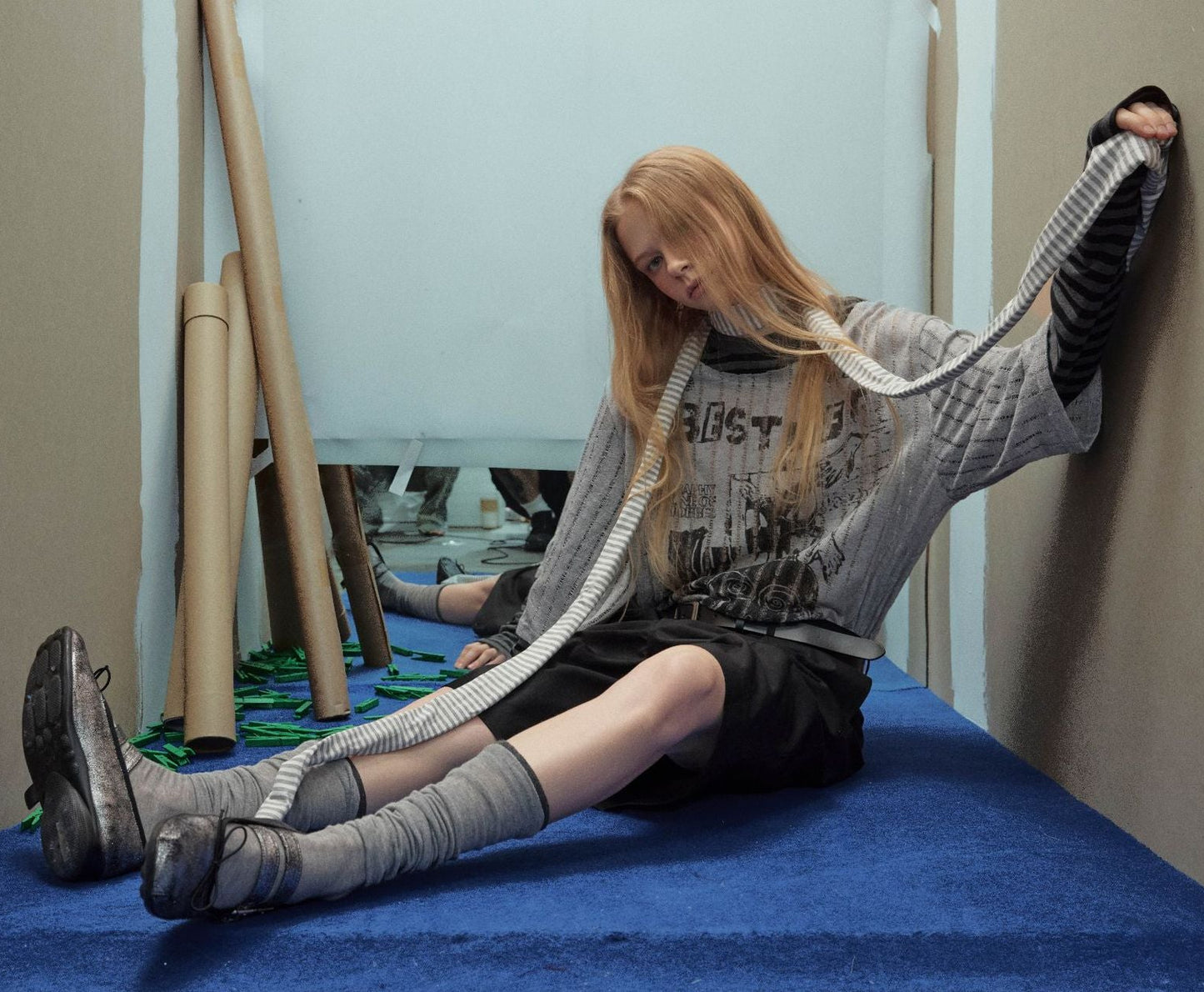 Stripe Fake Layered Graphic Long Sleeve T-Shirt WN25494