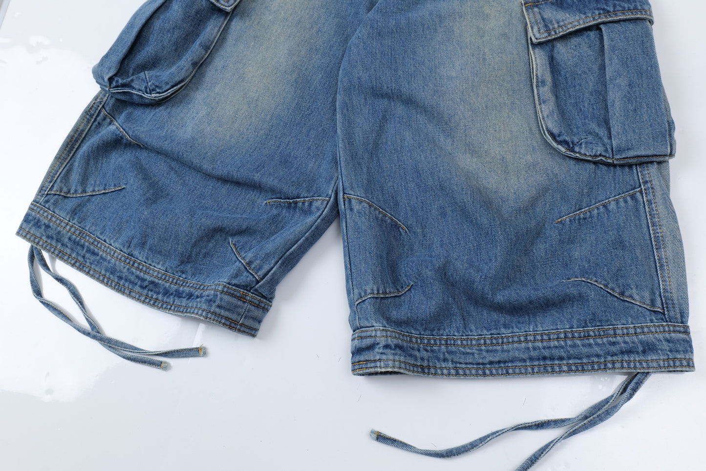 Washed Multi Pocket Cargo Denim Half Jeans WN26123