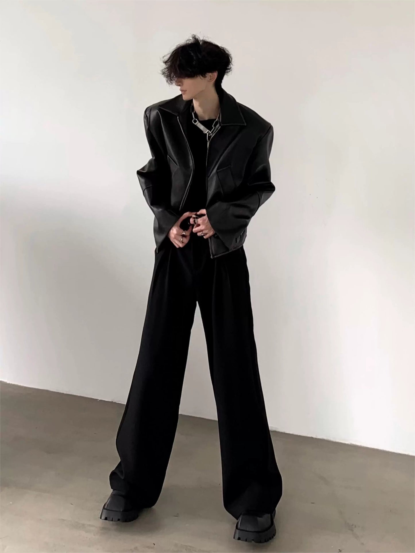 High-Waisted Straight Trousers WN9184