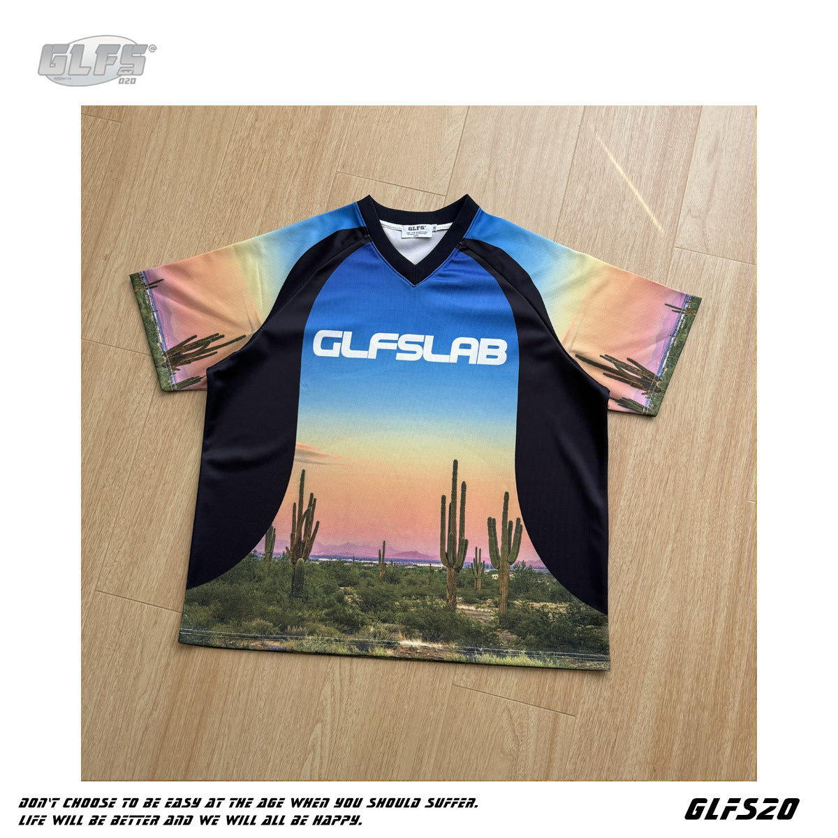 V-Neck Desert Landscape Print Short Sleeve T-Shirt WN26532