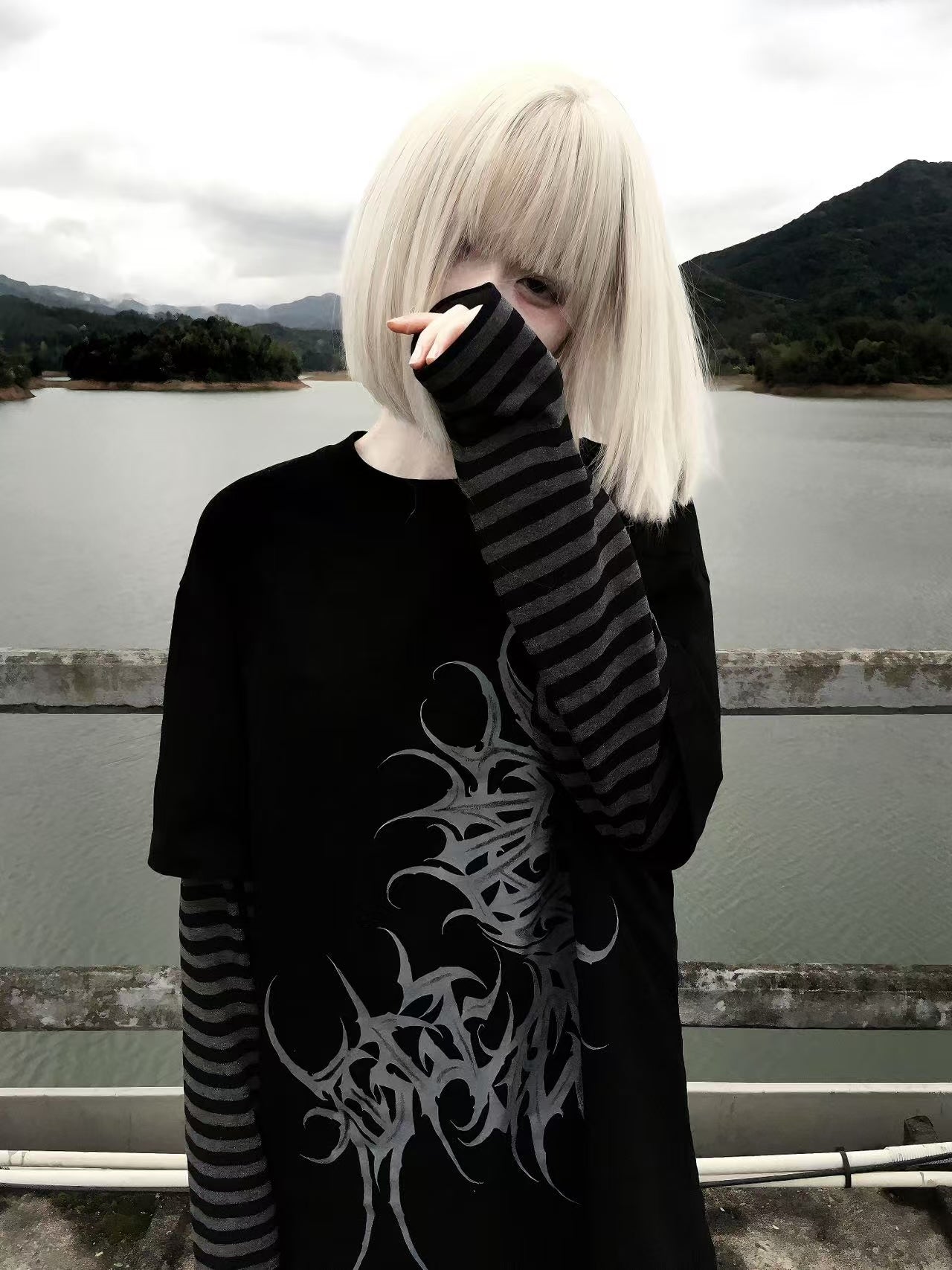 Fake Layered Print Long Sleeve T-Shirt WN15609