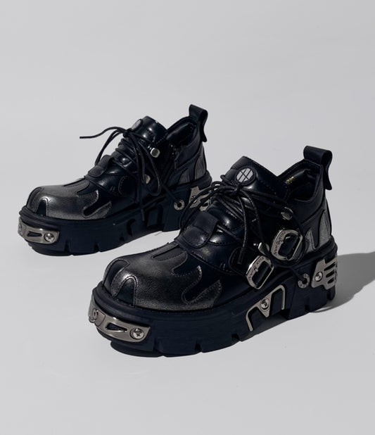 Damage Chunky Sole Platform Shoes WN20614