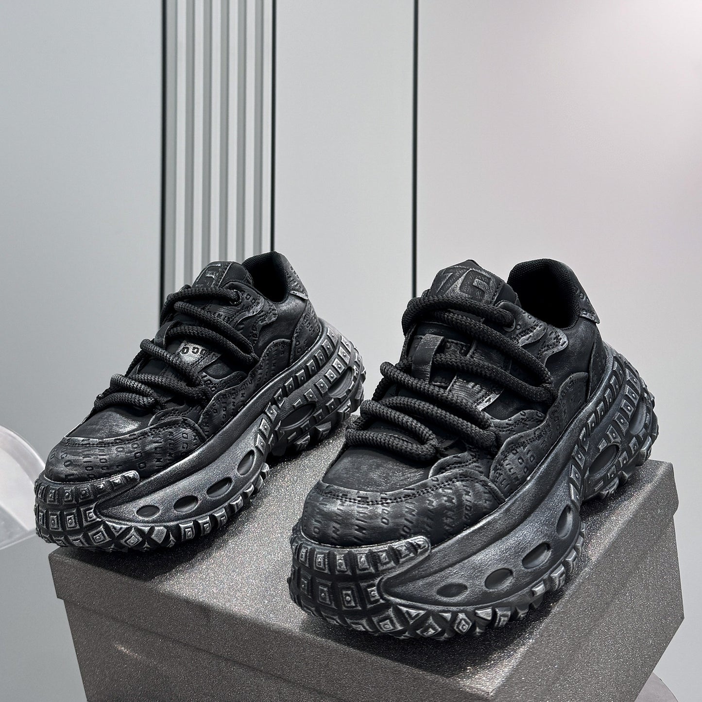 Embroidery Air Sole Chunky Sole Sneakers WN24654