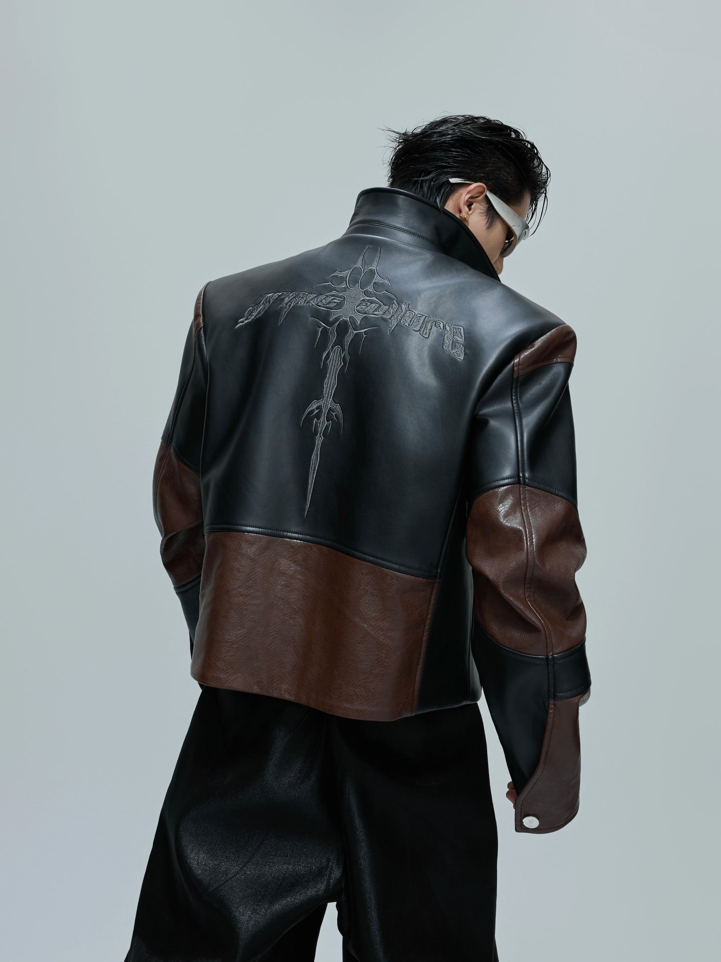 Crocodile-Pattern PU Leather Short Jacket WN21686