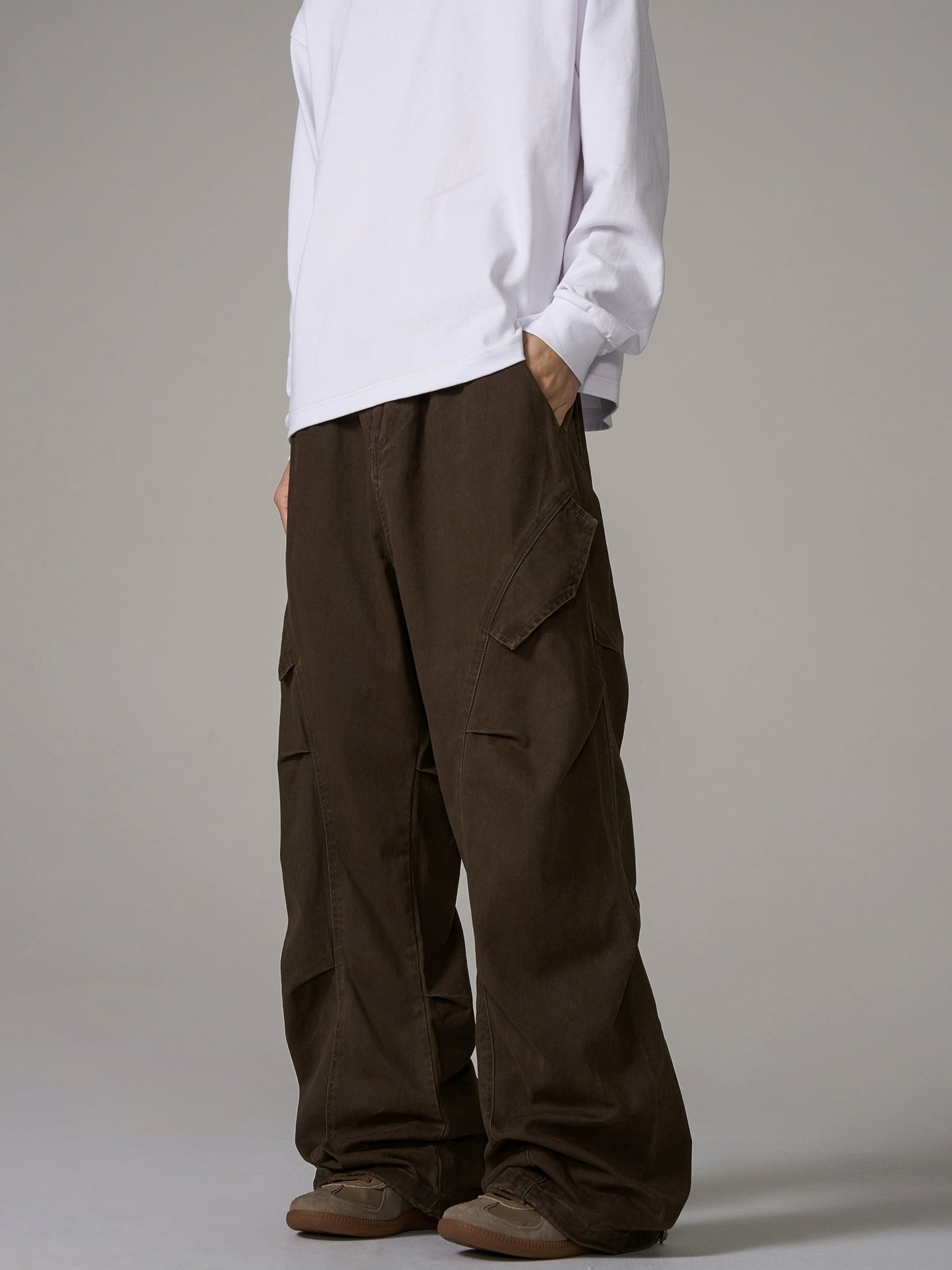 Crinkle Wash Wide-Leg Straight Cargo Pants WN10645