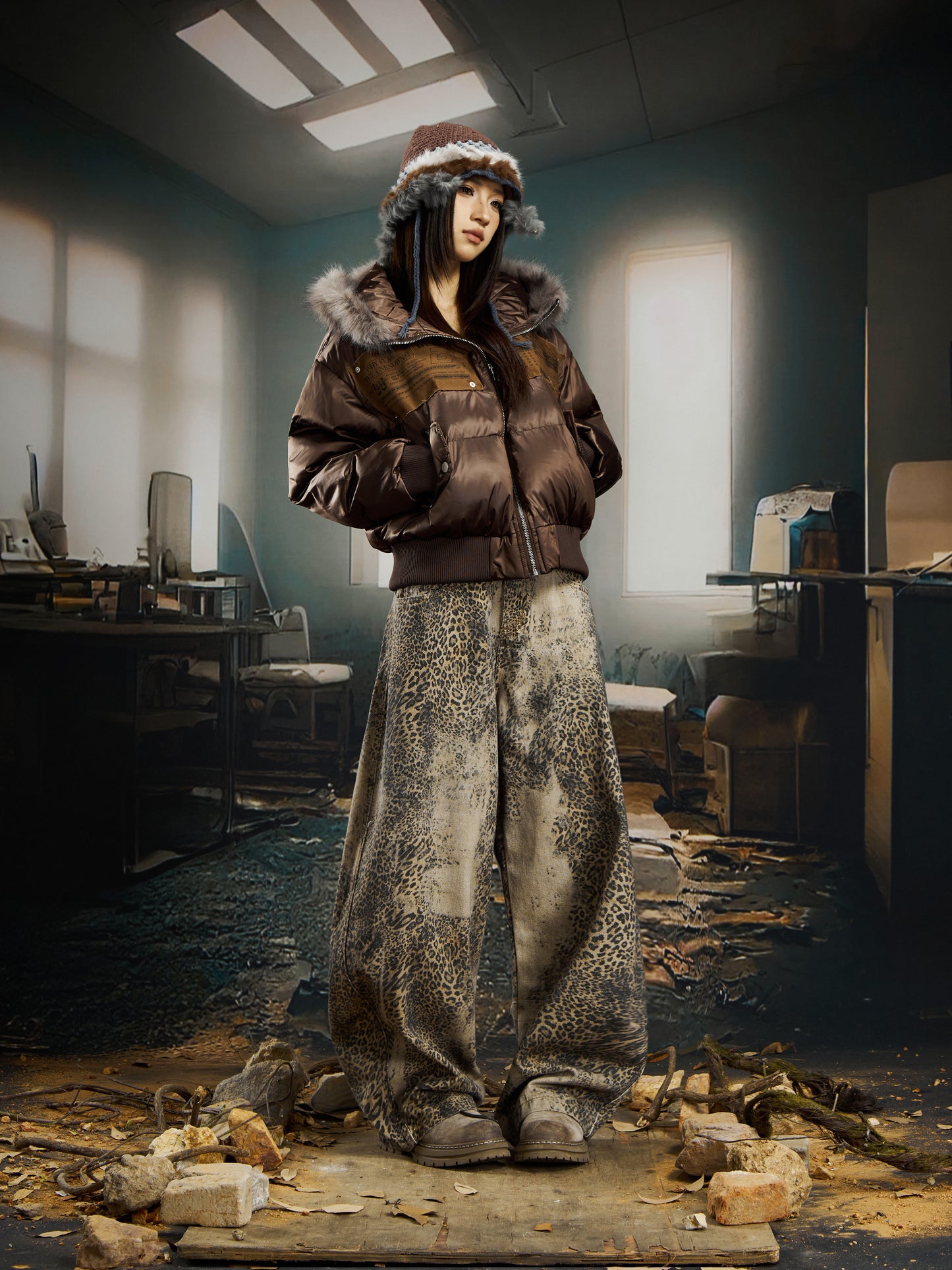 Leopard Print Washed Damage Wide Leg Curved Denim Jeans WN22758