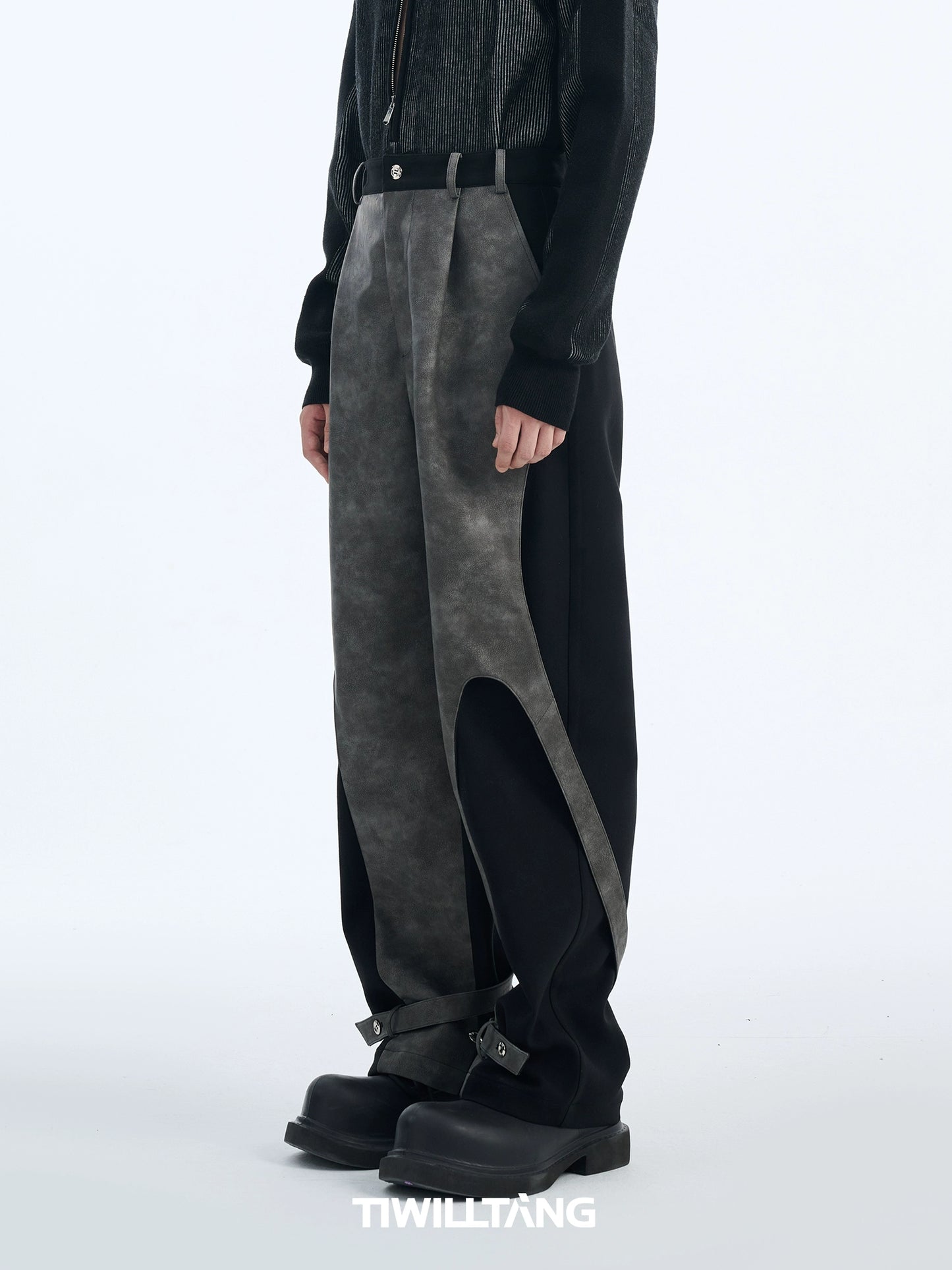 Strap-Detailed Adjustable Straight Contrast Pants WN10685