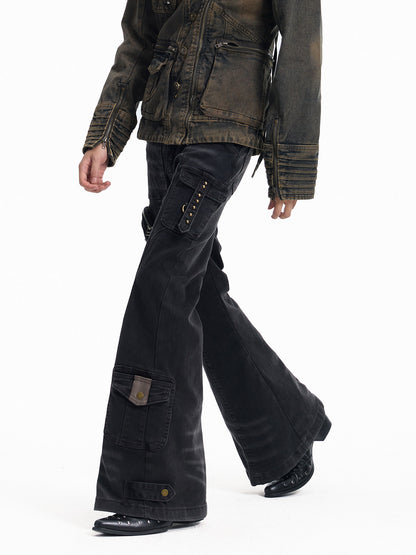 Low-Rise Multi-Pocket Panel Flare Denim Jeans WN27331