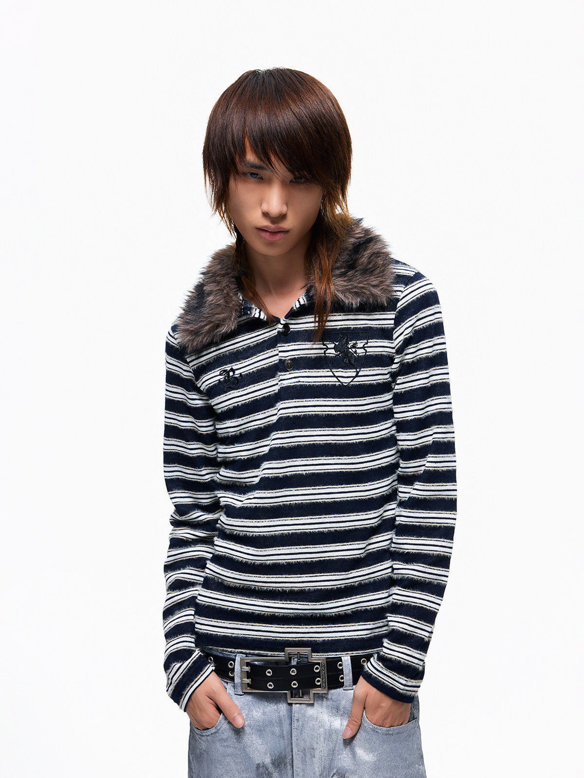 Stripe Detachable Fake Fur Collar Embroidery Long Sleeve T-Shirt WN27357
