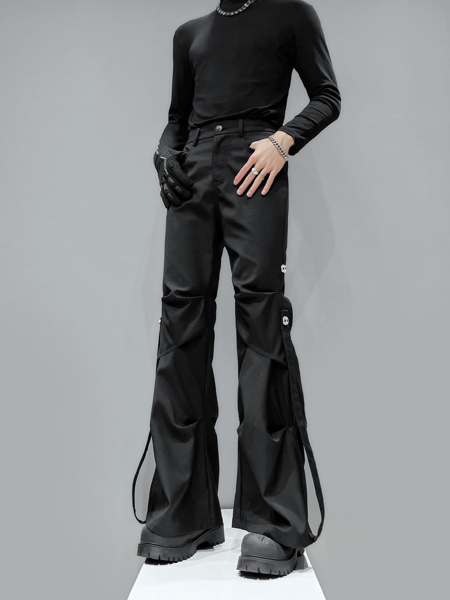 Deconstructed Pleats Strap Flare Trousers WN23907