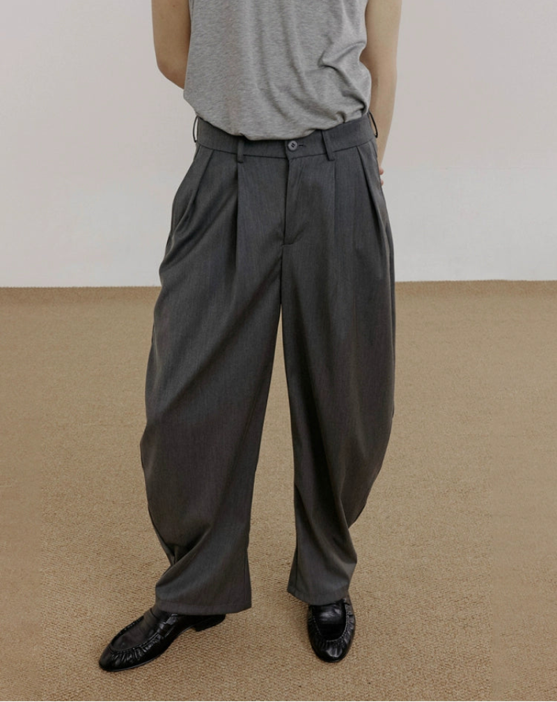 Pleated Curved Leg Trousers WN21548
