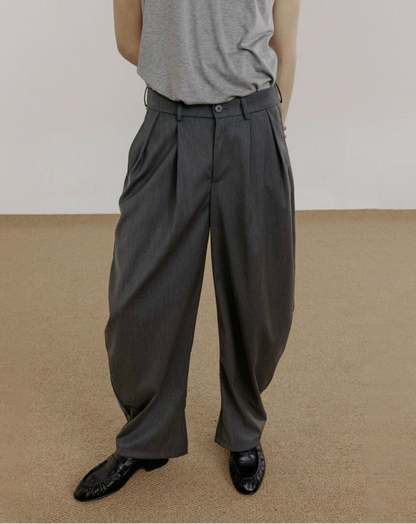 Pleated Curved Leg Trousers WN21548