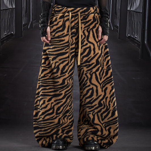 Fleece Lining Tiger Print Curved Wide Leg Pants WN22800