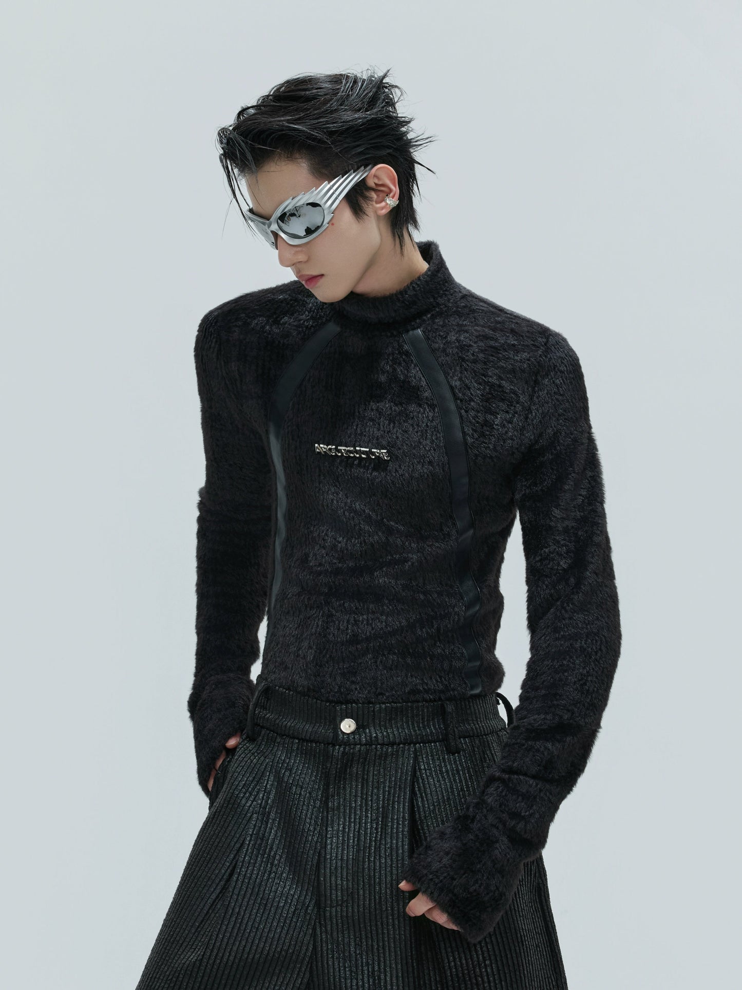 Deconstructed Furry High-Neck Slim Fit Sweatshirt WN21747