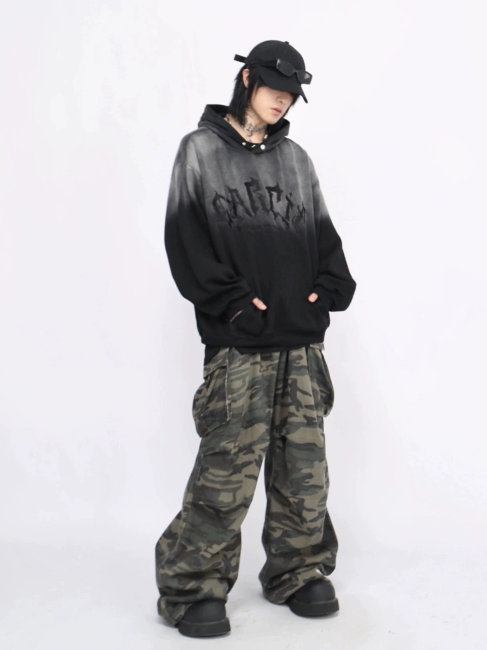 Gradient Embroidery Heavyweight Hoodie WN8397