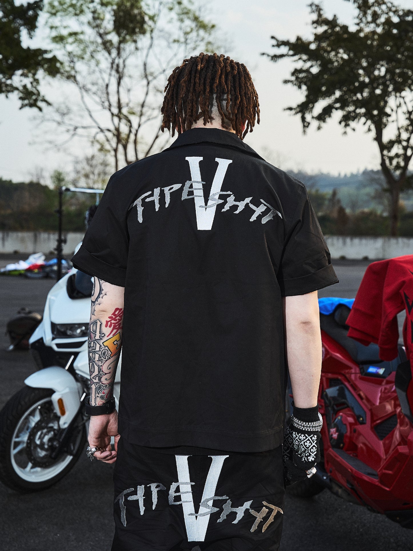 Embroidery Logo Short Sleeve Zipper Jacket & Straight Pants Setup WN21015