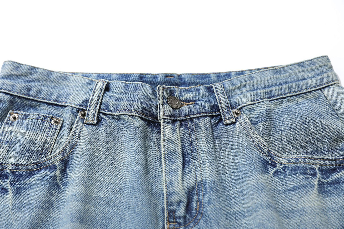 Washed Whisker Curved Cropped Denim Jeans WN25531