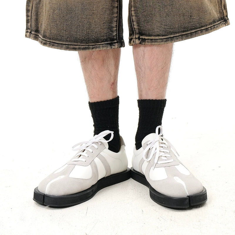 Leather Tabi Sneakers WN20780