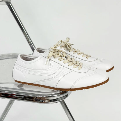 Flat Bottom Design Sneakers WN19140