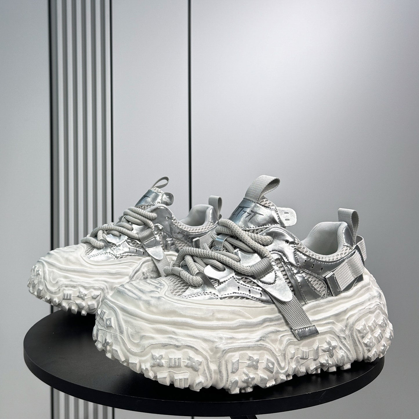 Metallic Strap Platform Chunky Sole Sneakers WN24683