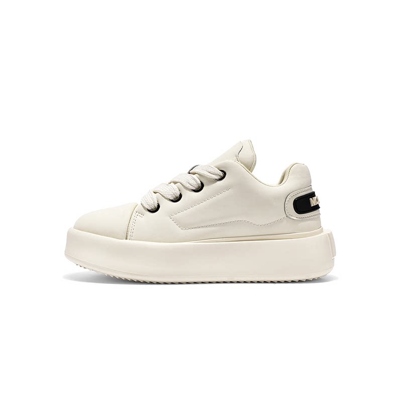 Thick Soled High-End Sneakers WN23370