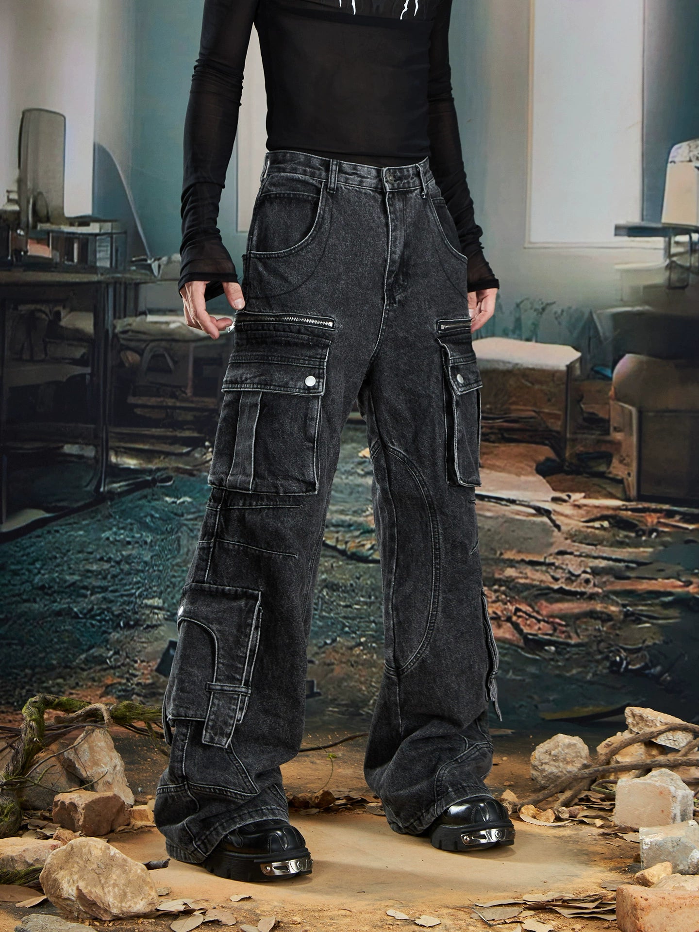 Multi-Pocket Washed Deconstructed 3D Cut Straight Cargo Denim Jeans WN20592