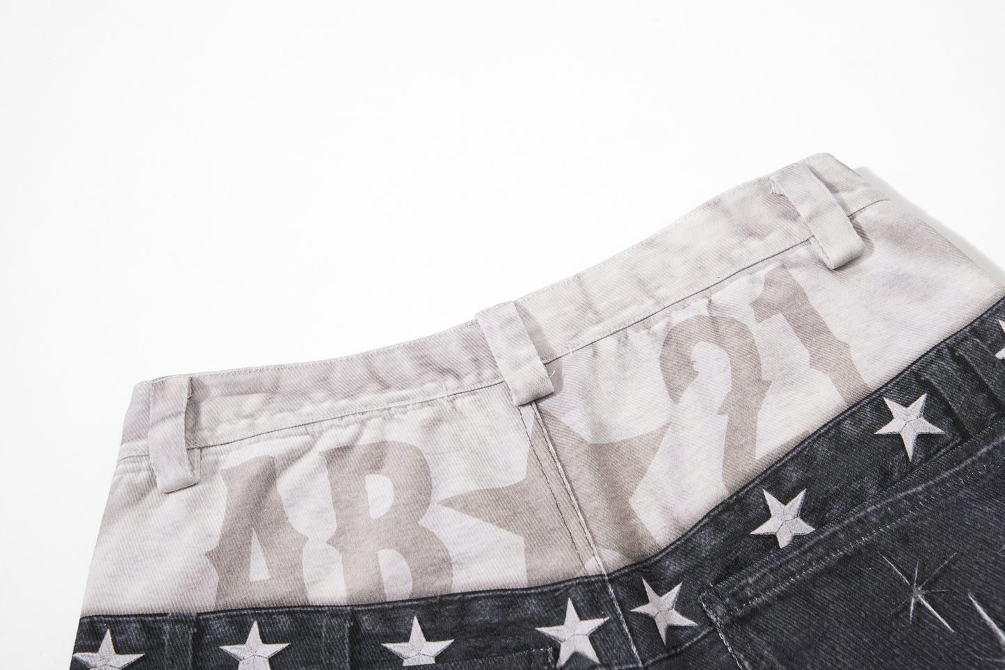 Star Damage Washed Wide Leg Denim Jeans WN25519