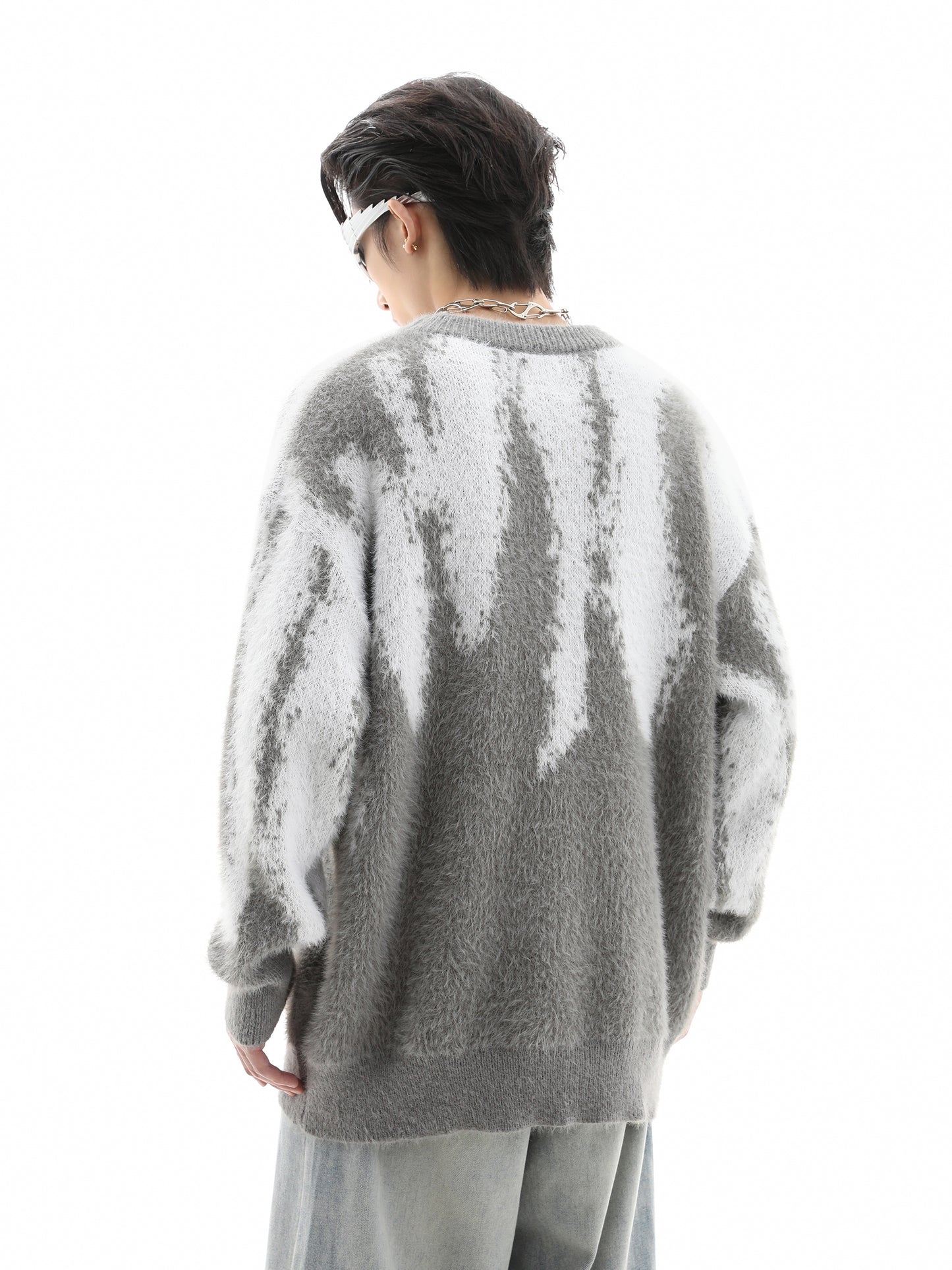 Round Neck Shaggy Oversize Knit Sweater WN10411