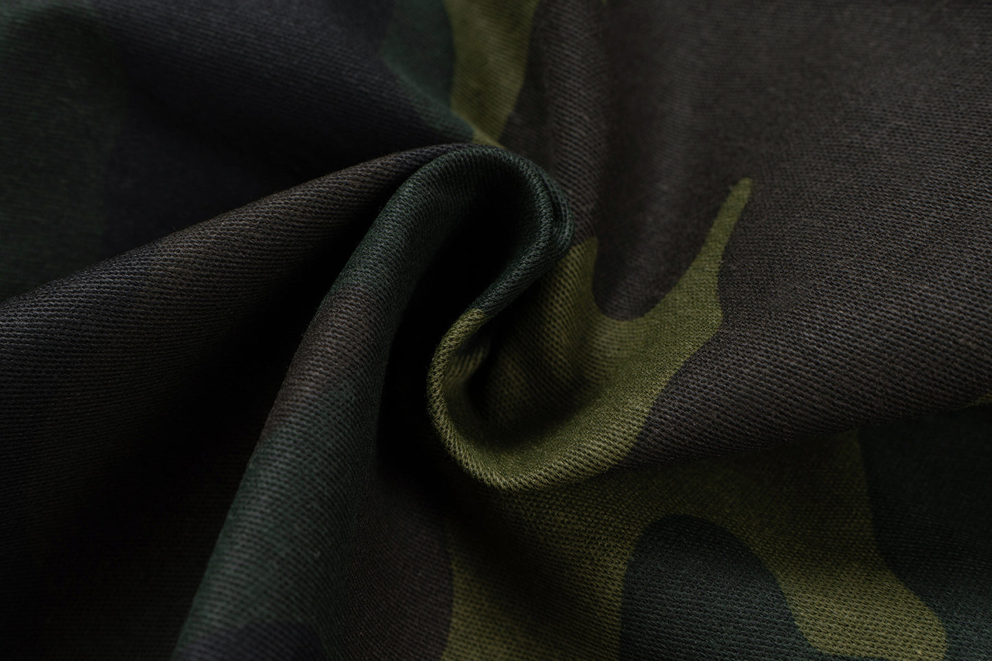 Camouflage Wide-Leg Cargo Pants WN11344