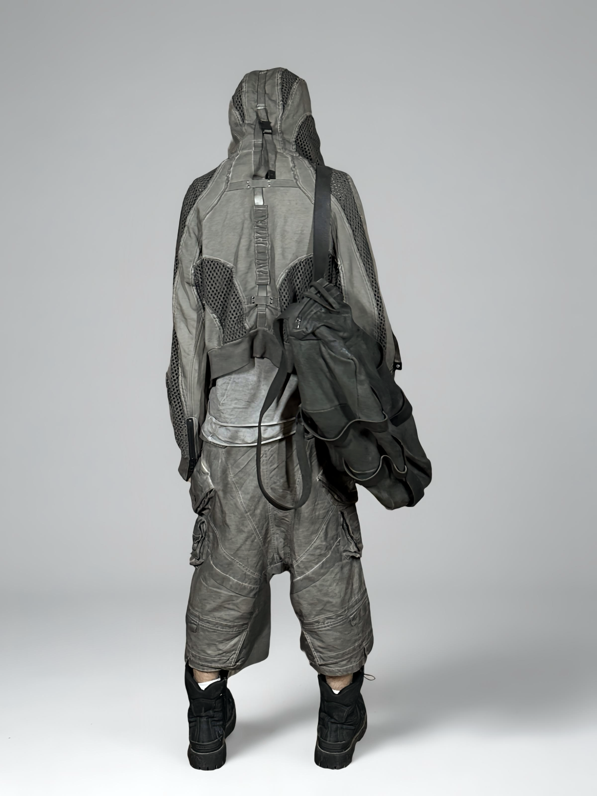 Deconstructed Mesh Patch Washed Zipper Hoodie WN21987