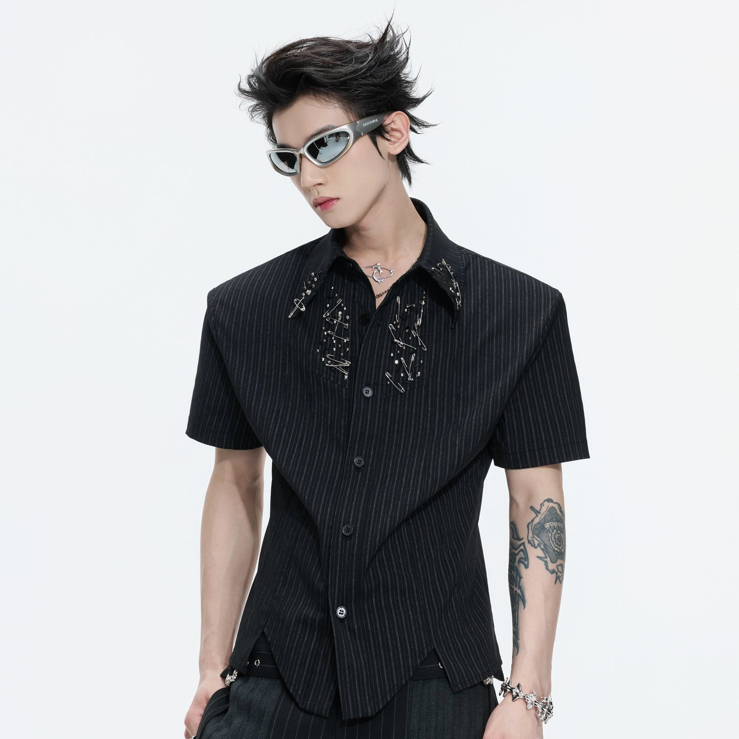 Standing-Collar Shoulder-pad Stripe Asymmetric Short Sleeve Shirt WN26998