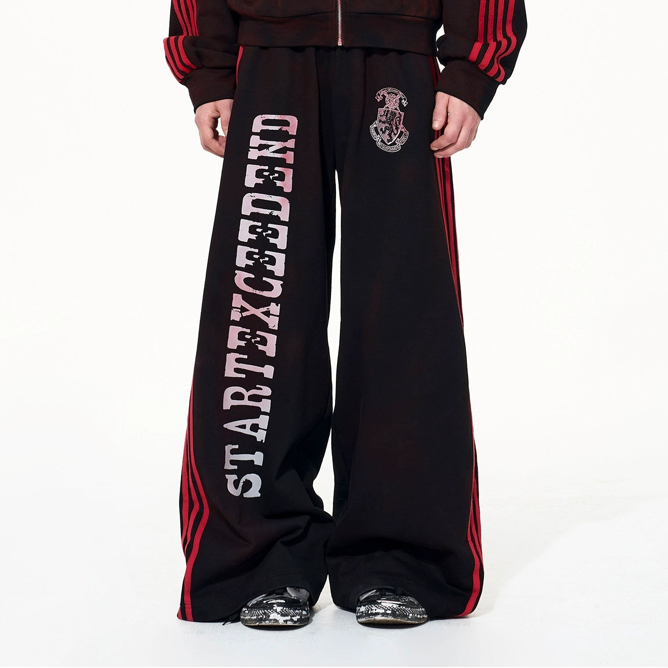 Damage Paint Stripe High-Neck Jacket & Paint Stripe Sporty Pants Setup WN22652