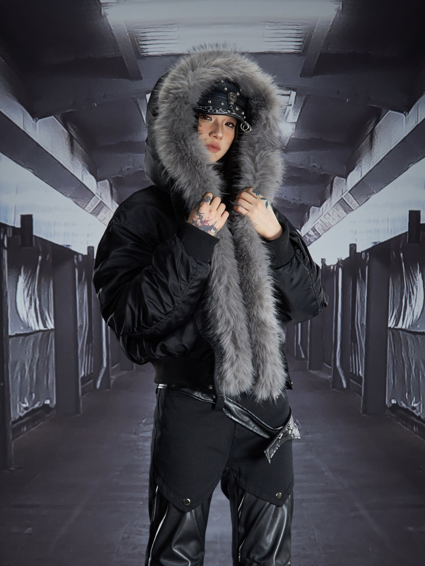 Detachable Fur Collar Pleated Sleeve Studded Hooded Fleece Jacket WN22841