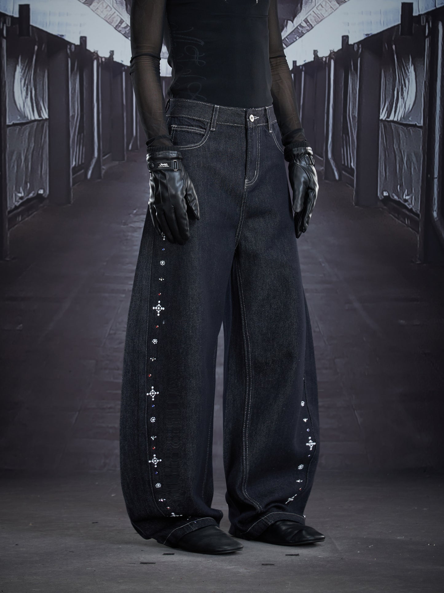 Heavy Craft Bead Curved Denim Jeans WN22854