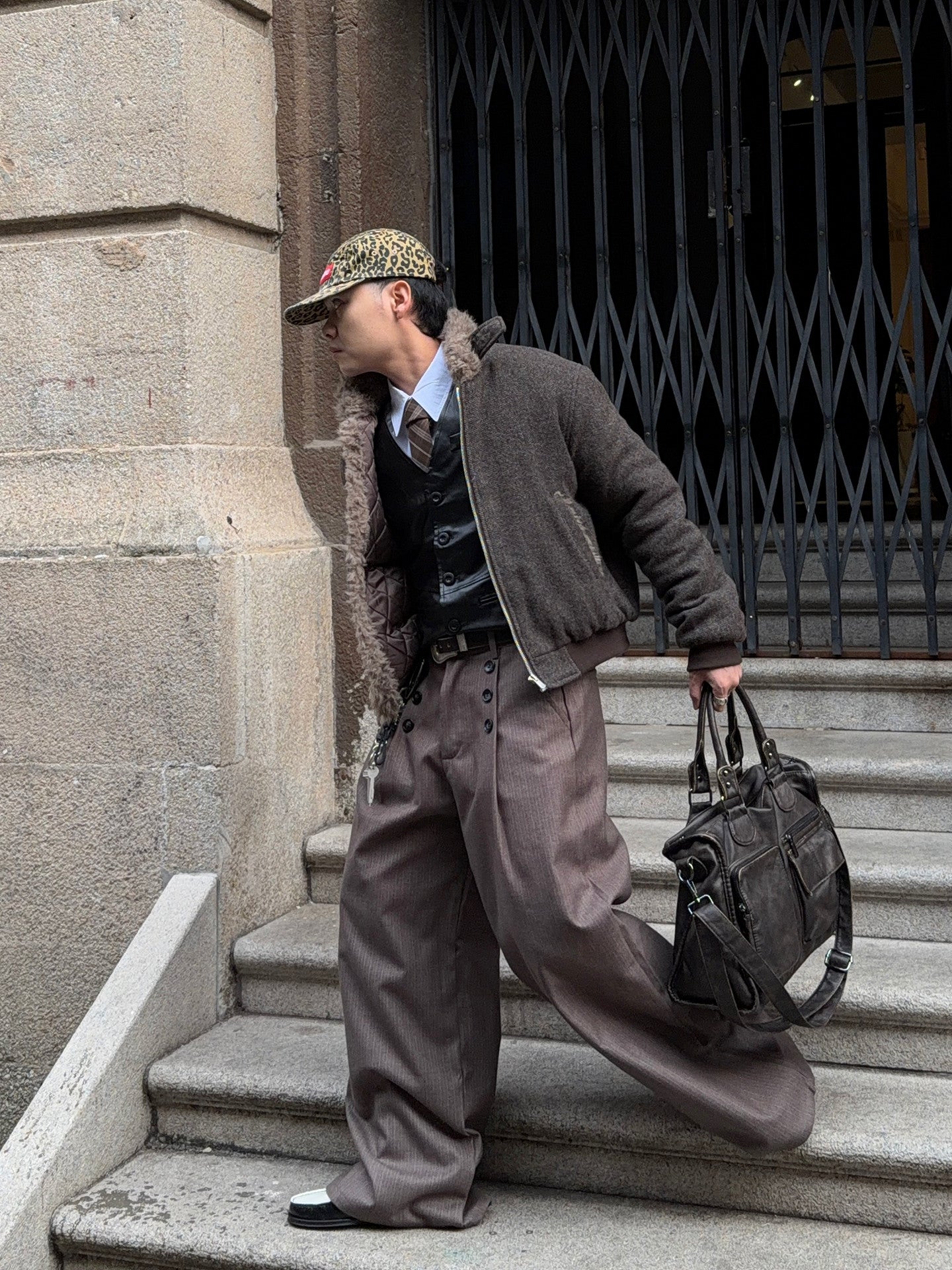 Pleats Striped Button Detail Wide Leg Trousers WN24386