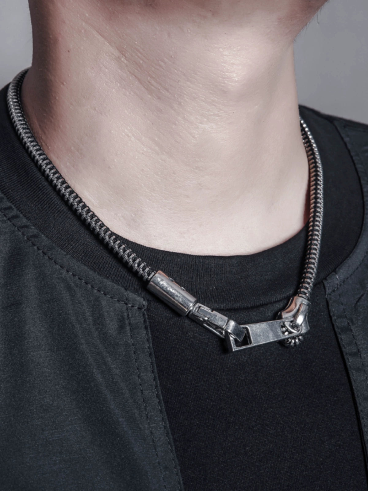 Strap Cylinder Zipper Necklace WN22356