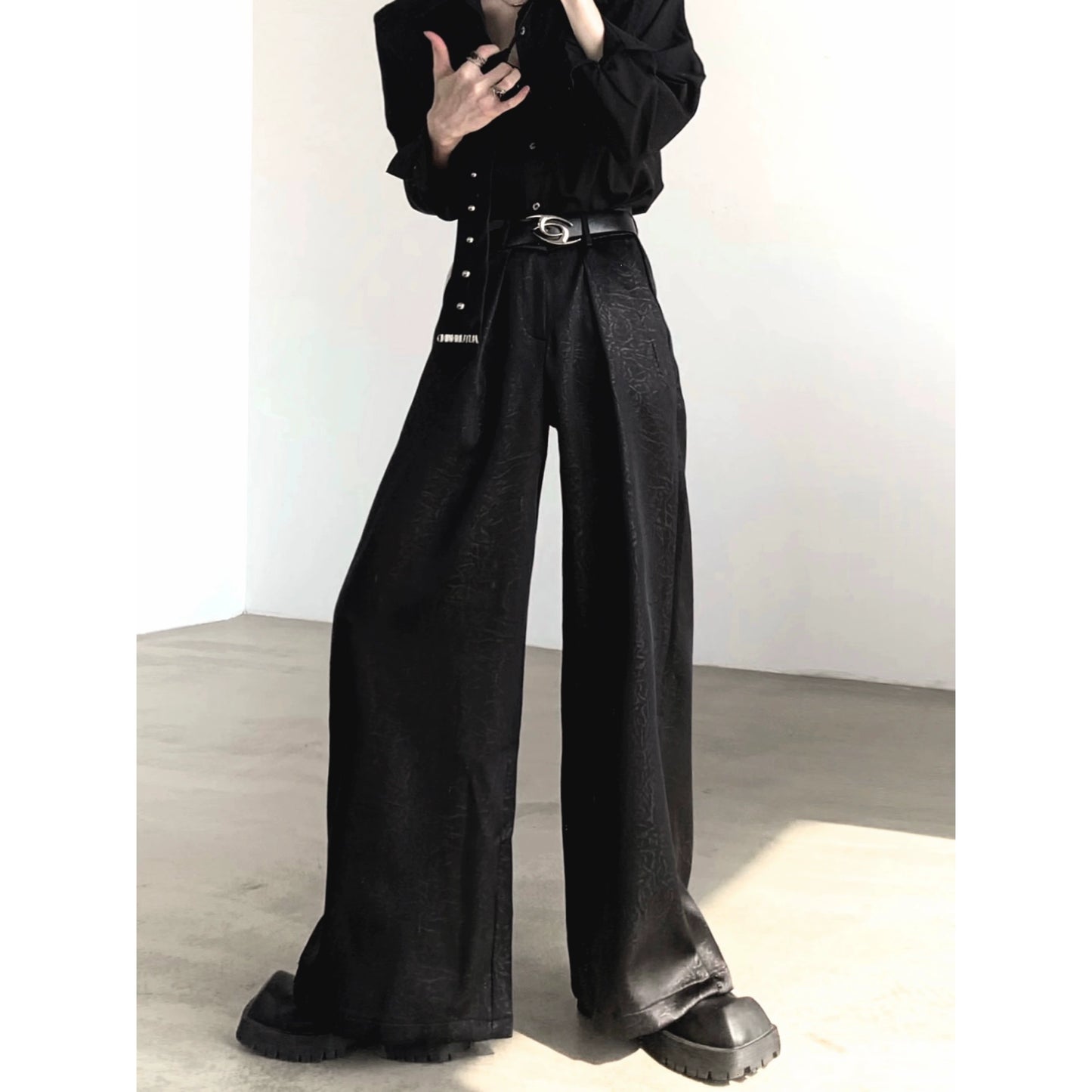 Satin Pleats Wide-Leg Straight Trousers WN9191