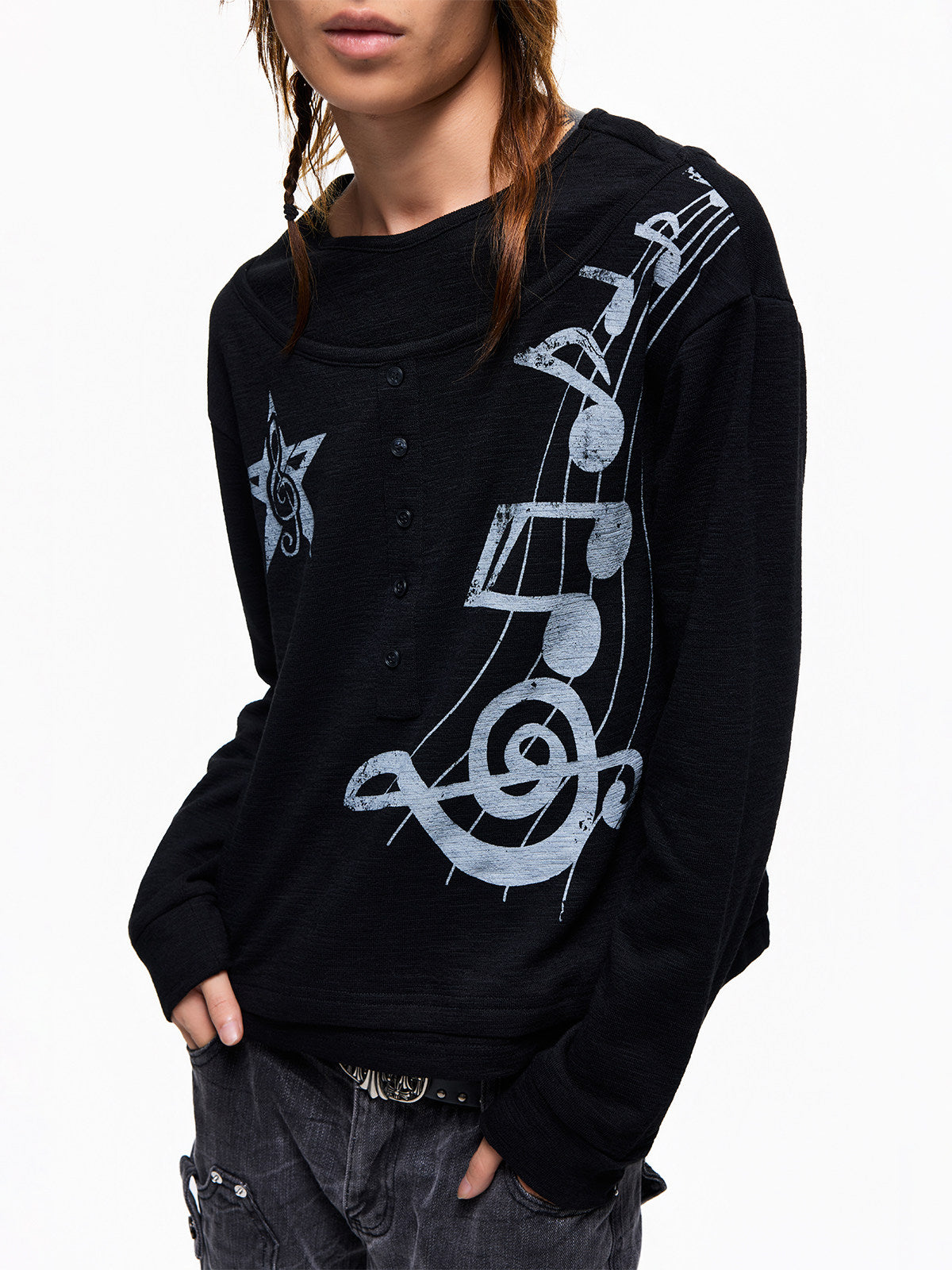 Henley Neck Fake Layered Music Note Print Long Sleeve T-Shirt WN27367