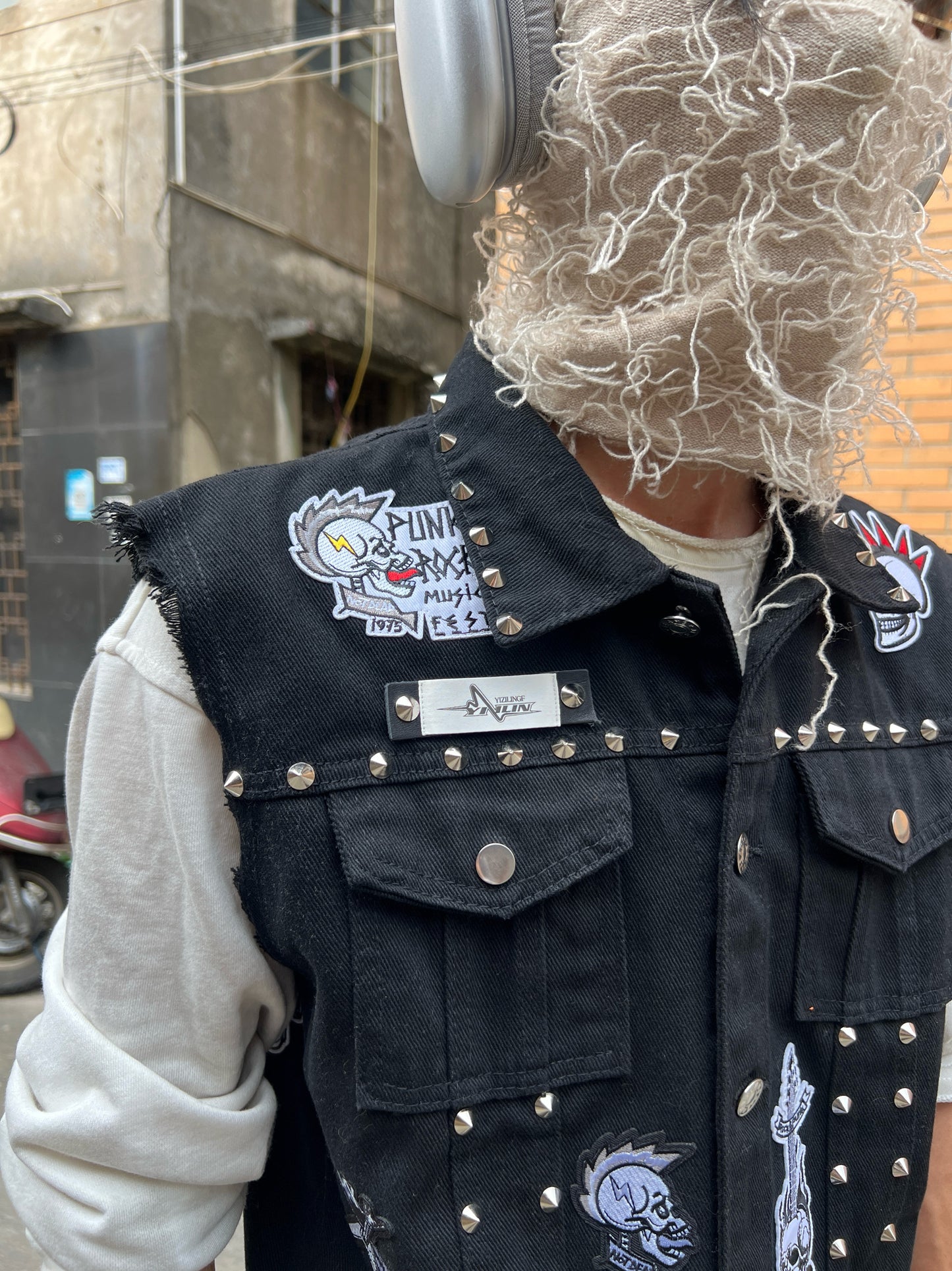 Studded Denim Vest WN24108