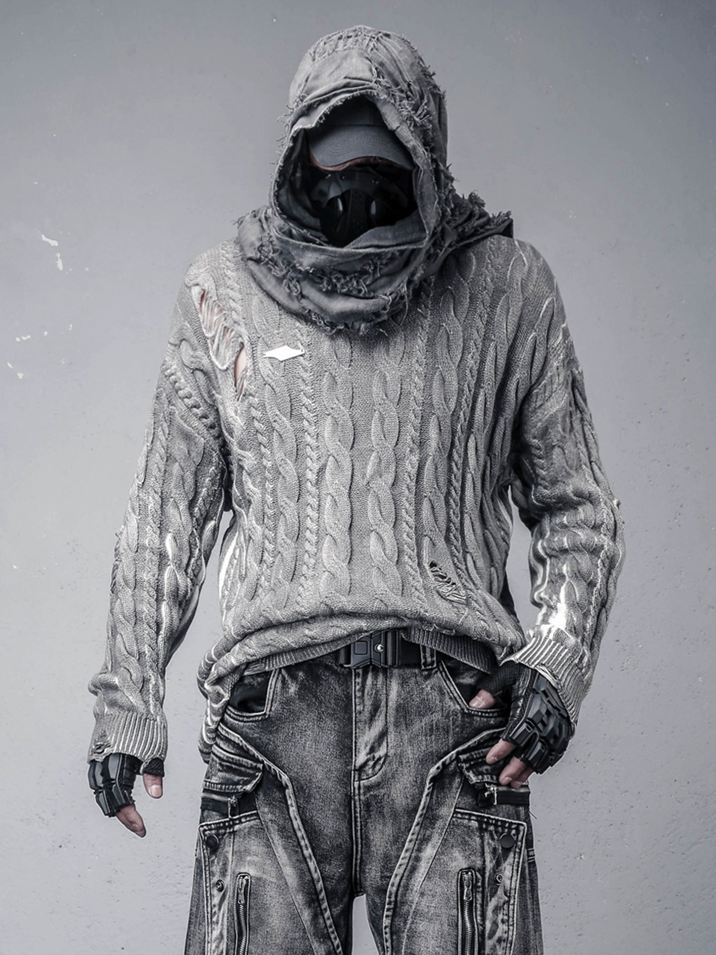 Hooded Oversize Damage Tassel Cable Knit Sweater WN22423