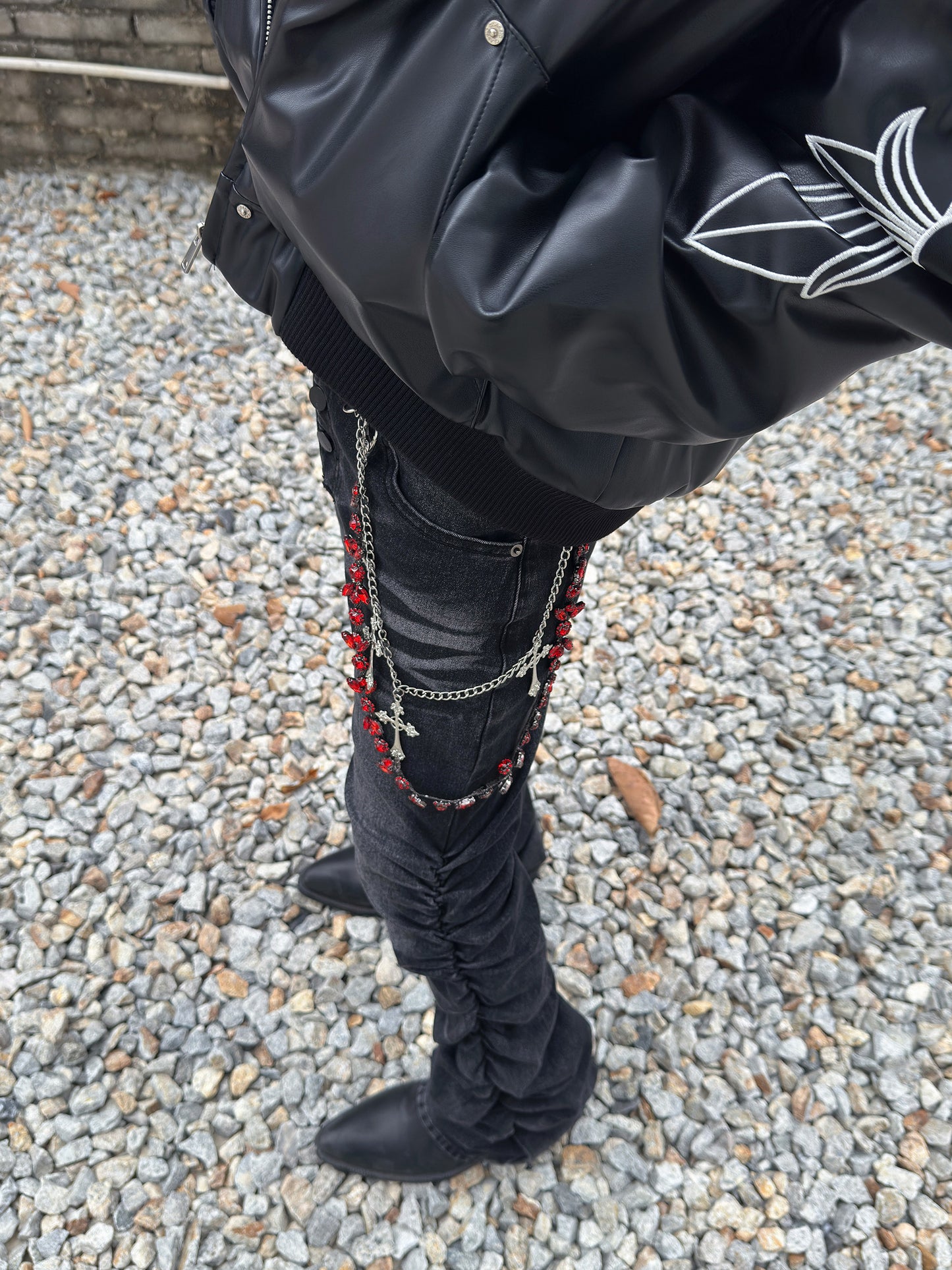 Washed Pleats Curved Denim Jeans WN22977