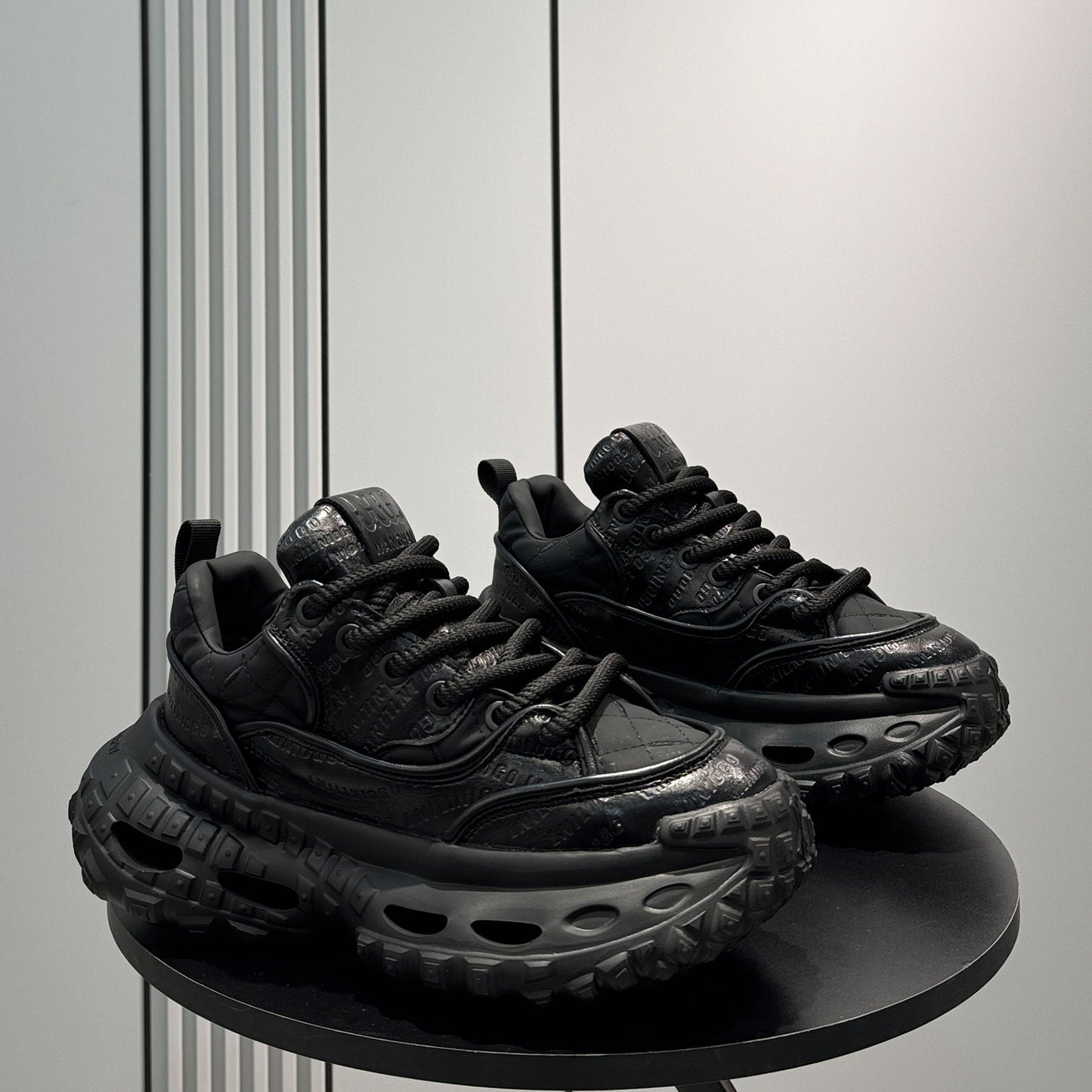 Panel Air Sole Chunky Sole Sneakers WN24668