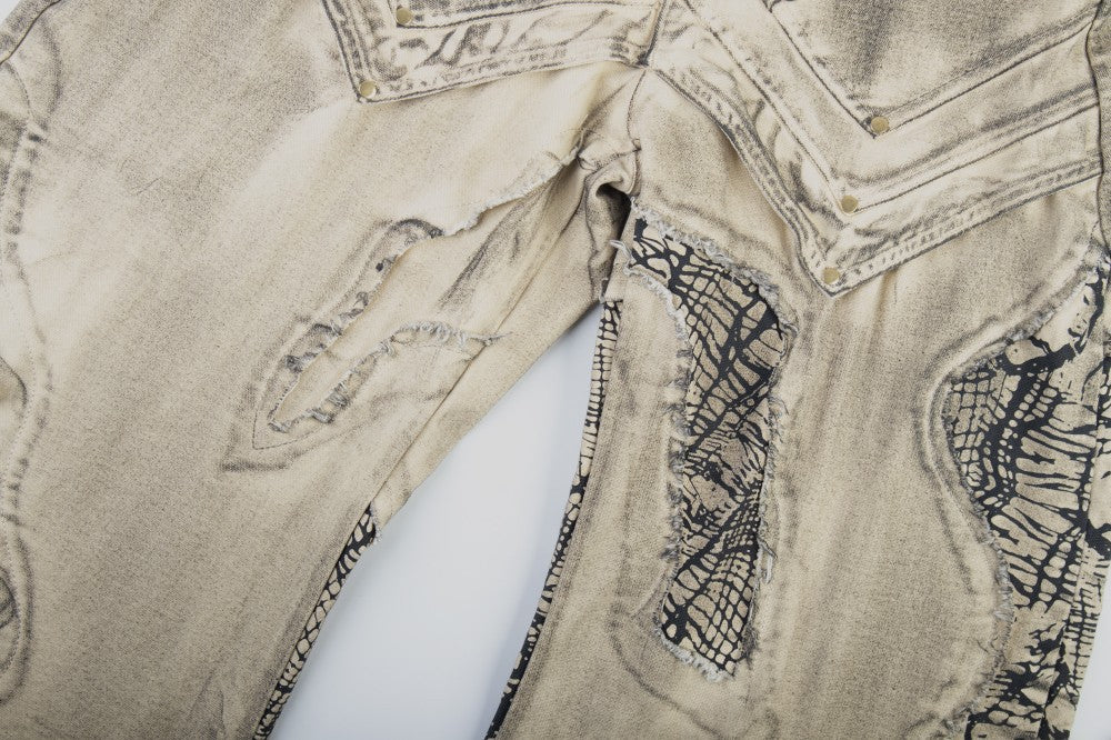 Washed Gradient Metal Stud Curved Wide Leg Denim Jeans WN27875