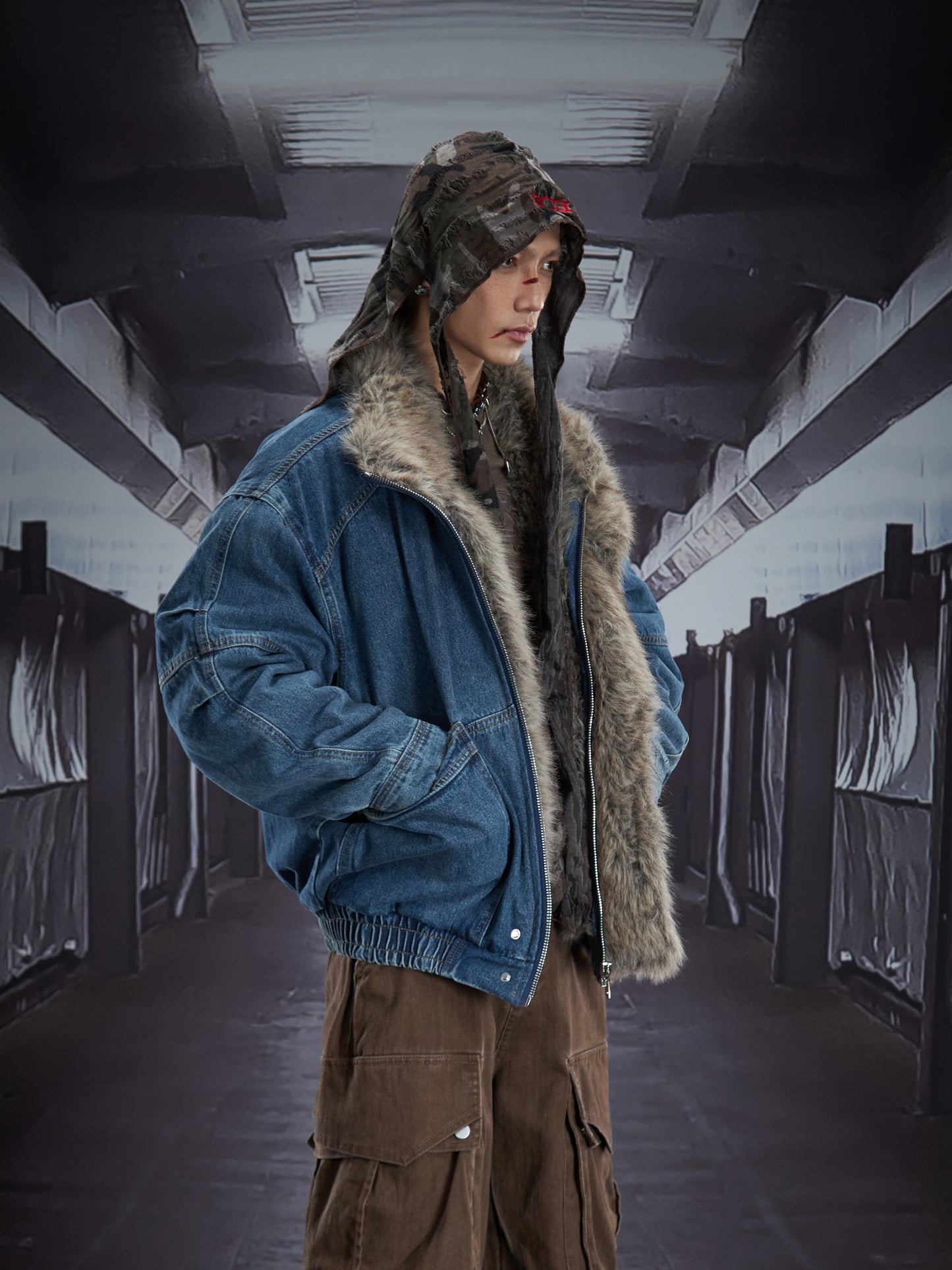 Denim Patchwork Eagle Patch Fake Fur Padded Jacket WN22913