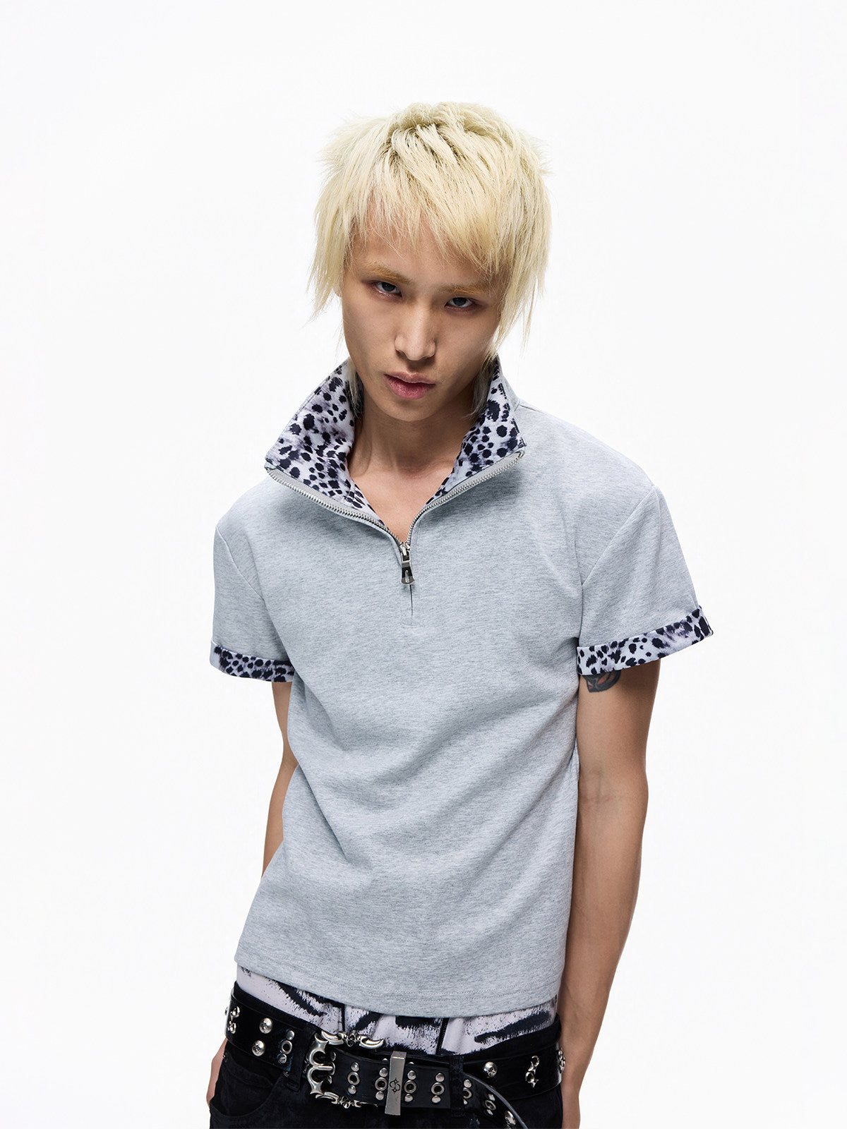 Leopard Trim Half-Zip Short Sleeve T-Shirt WN27258