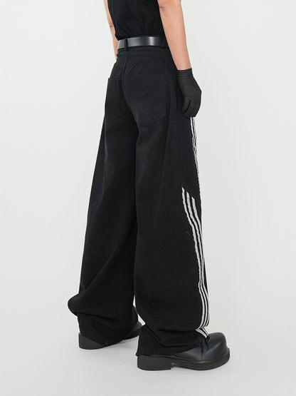 Side Stripe Curved Wide Leg Denim Jeans WN17396