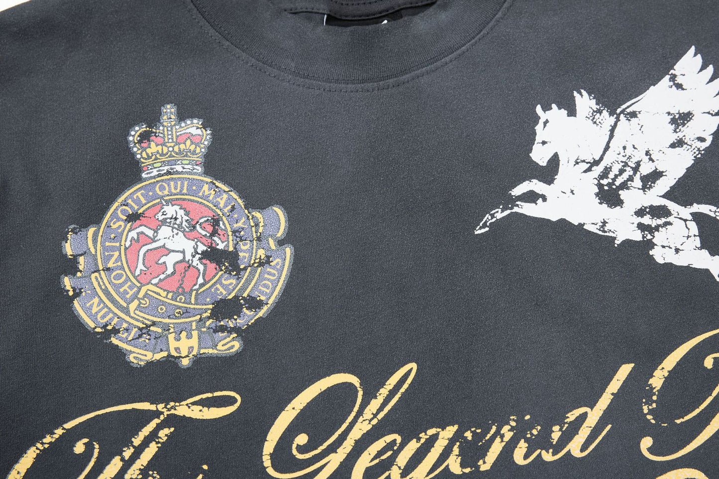 Washed Damage Badge Short Sleeve T-Shirt WN26070