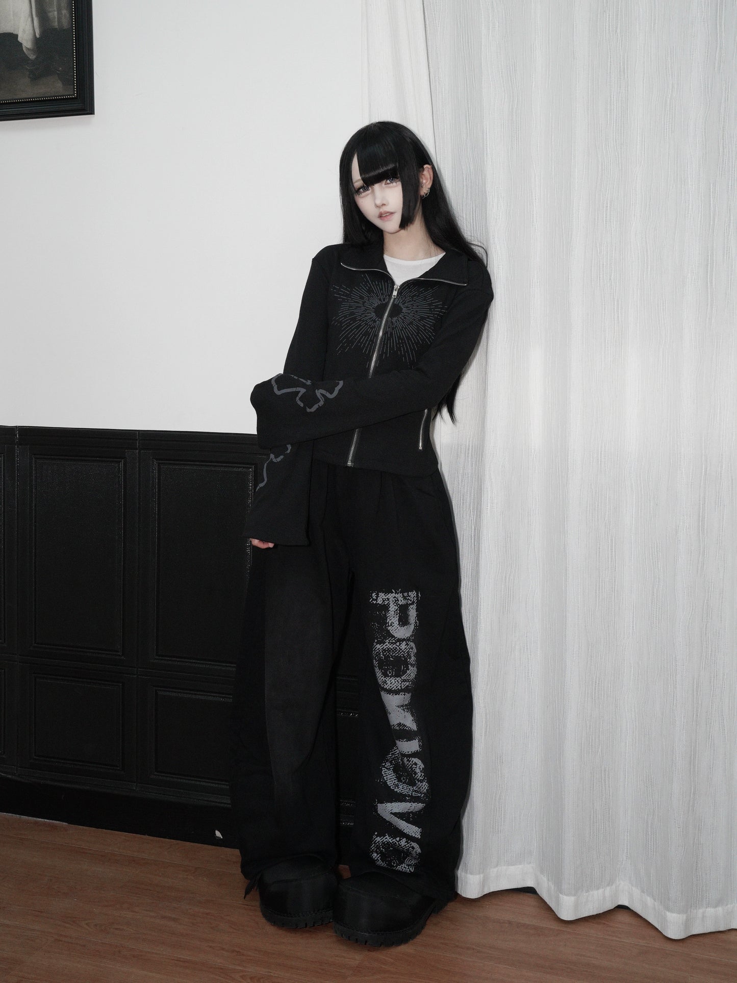 Cross Print Standing-Collar Zipper Short Jacket WN22168