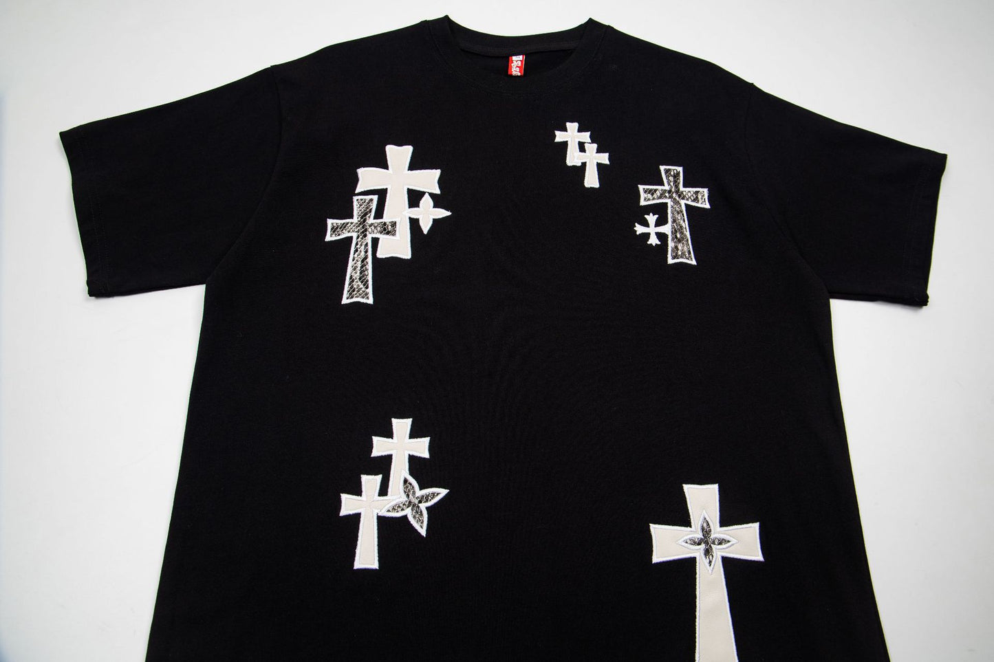 Cotton Cross Applique Embroidery Short Sleeve T-Shirt WN25577