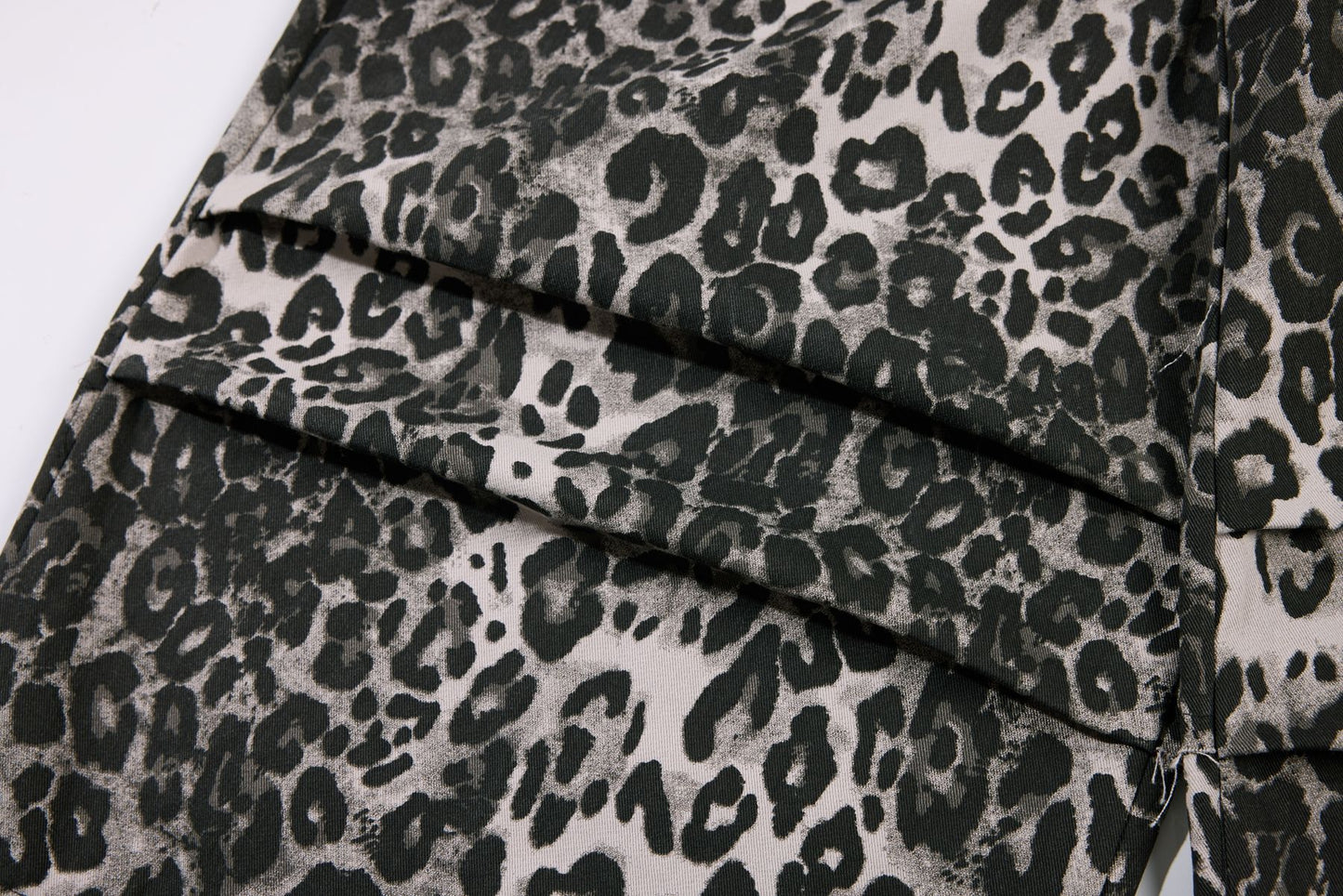 Leopard Print Wide Leg Cargo Pants WN26043